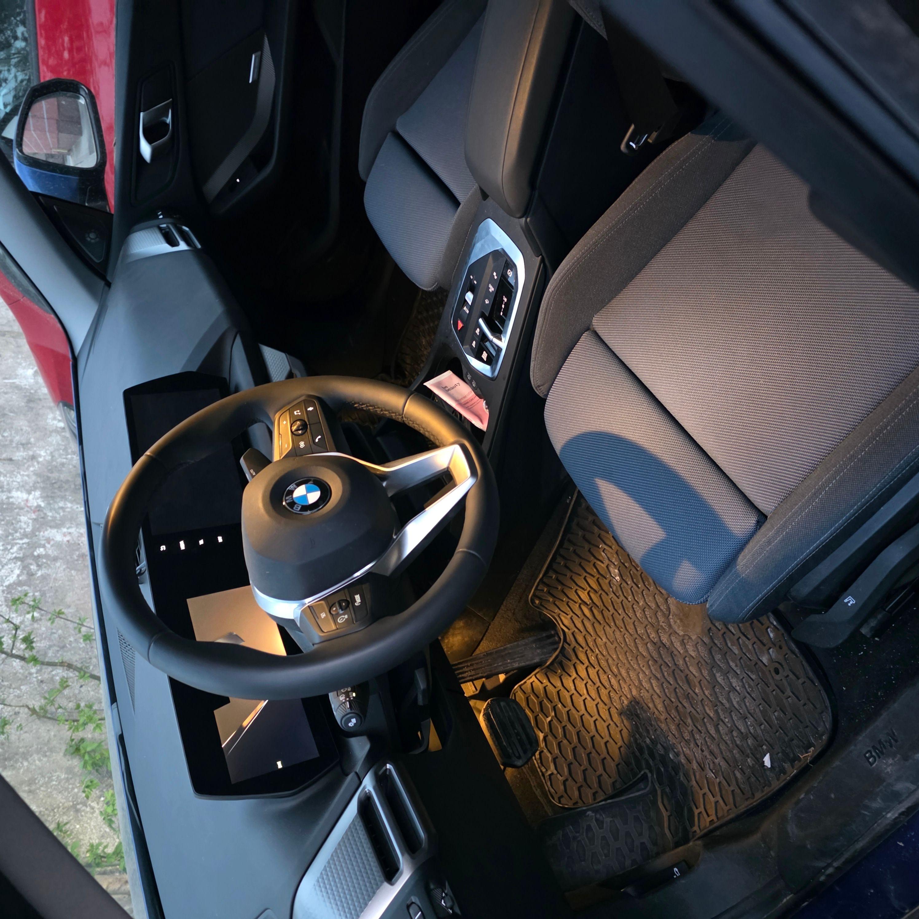 https://oddam-leasing-be.s3.eu-central-1.amazonaws.com/8438_f299f3ab95.jpg